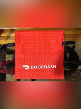 DoorDash Insulated Pizza Delivery Bag 19x19x5